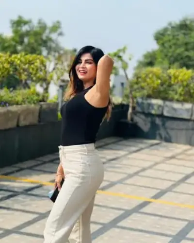 Call Girls Lakhandur Cash On Delivery